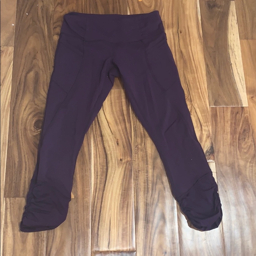 Lululemon Purple cropped workout pants